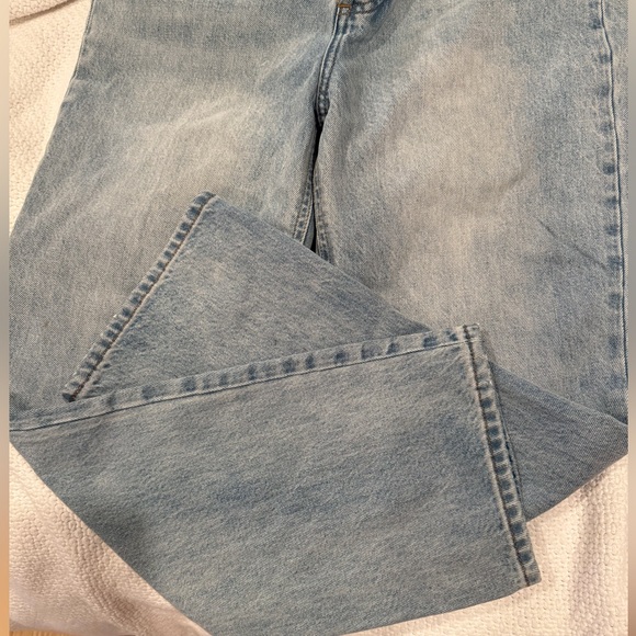 Aritzia Denim Forum The Joni High Rise Loose 26L - Picture 6 of 6